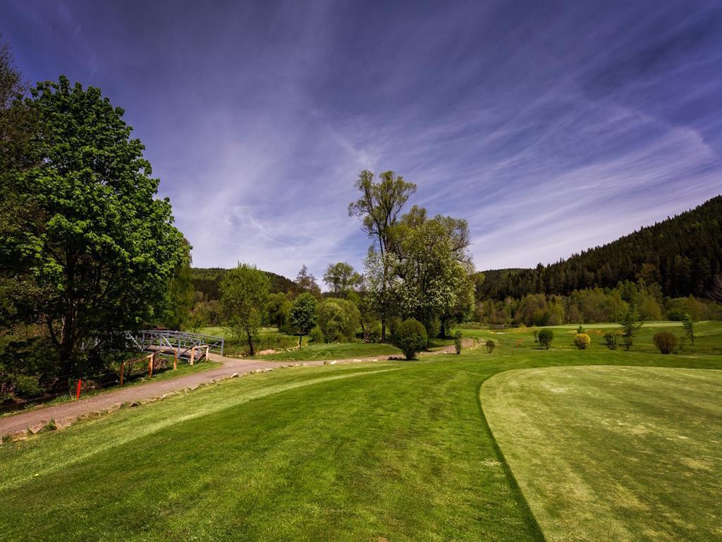 Cihelny Golf & Wellness Resort Karlovy Vary Exterior photo