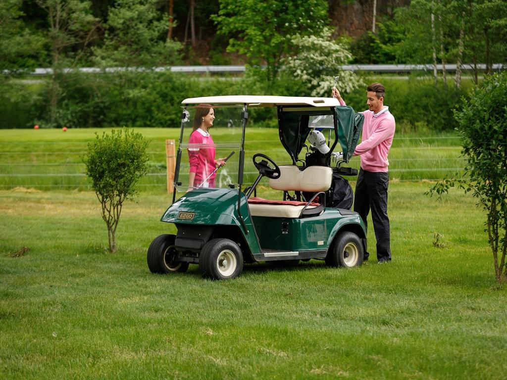 Cihelny Golf & Wellness Resort Karlovy Vary Exterior photo