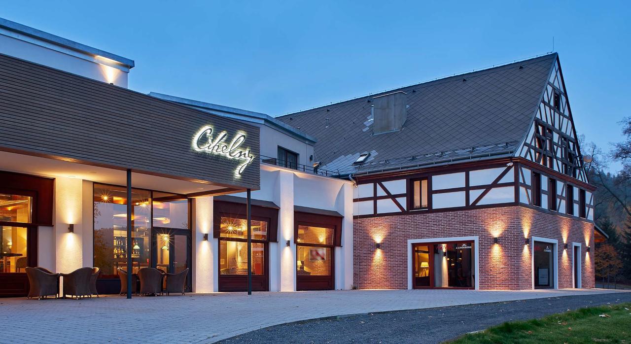 Cihelny Golf & Wellness Resort Karlovy Vary Exterior photo